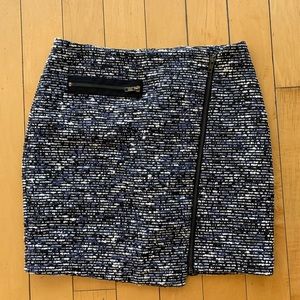 Office friendly front zip Skirt